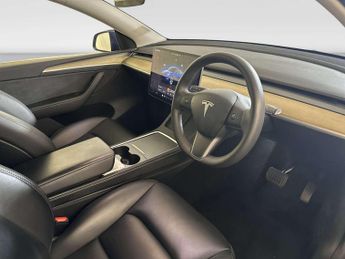 Tesla Model Y (Dual Motor) Long Range SUV 5dr Electric Auto 4WDE (384 bhp)