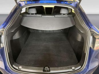 Tesla Model Y (Dual Motor) Long Range SUV 5dr Electric Auto 4WDE (384 bhp)