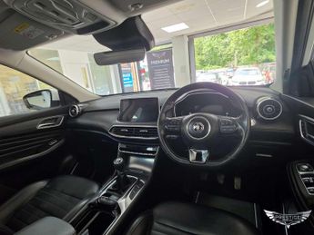MG MG HS 1.5 T-GDI Exclusive Euro 6 (s/s) 5dr