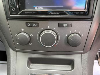 Vauxhall Zafira 1.8 16V Design Euro 4 5dr