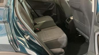 VOLKSWAGEN TIGUAN ESTATE 1.5 LIFE TSI DSG 5DR Semi Automatic