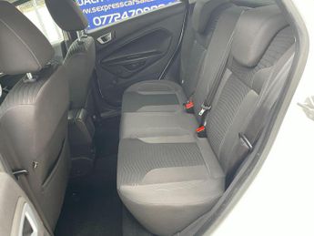Ford Fiesta 1.0T EcoBoost Titanium Euro 5 (s/s) 5dr