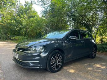 Volkswagen Golf 1.6 TDI SE Nav DSG Euro 6 (s/s) 5dr
