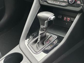 Kia Niro 1.6 GDi 8.9kWh 3 DCT Euro 6 (s/s) 5dr
