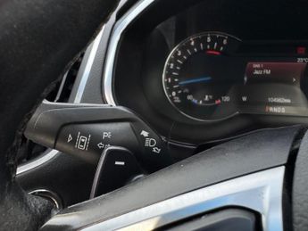 Ford Edge 2.0 TDCi Titanium Powershift AWD Euro 6 (s/s) 5dr