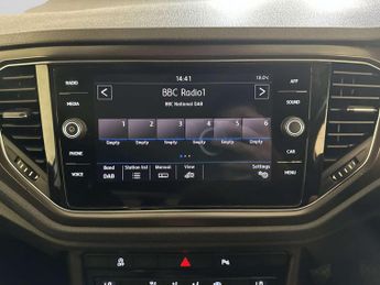 Volkswagen T-Roc 1.0 TSI GPF Design SUV 5dr Petrol Manual Euro 6 (s/s) (115 ps)