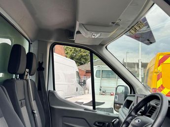 Ford Transit 2.0 350 EcoBlue Leader Luton 3dr Diesel Manual RWD L3 Euro 6 (s/