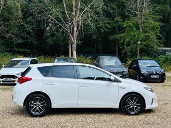 Toyota Auris 1.8 VVT-h Icon Plus CVT Euro 5 (s/s) 5dr