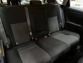 Toyota Auris 1.8 VVT-h Icon Plus CVT Euro 5 (s/s) 5dr