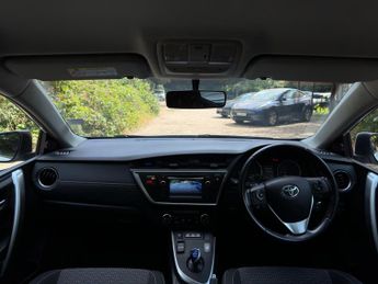Toyota Auris 1.8 VVT-h Icon Plus CVT Euro 5 (s/s) 5dr