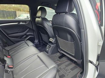 Audi S3 2.0 TFSI Black Edition Sportback S Tronic quattro Euro 6 (s/s) 5