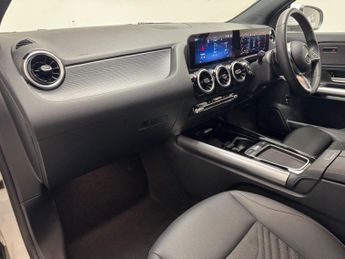 Mercedes-Benz GLA 1.3 GLA180h MHEV Sport Edition 7G-DCT Euro 6 (s/s) 5dr
