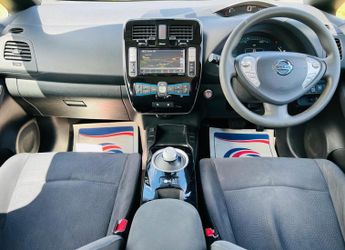 Nissan Leaf 30kWh Acenta Auto 5dr