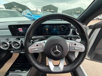 Mercedes-Benz CLA 2.0 CLA220d AMG Line (Premium Plus 2) Coupe 8G-DCT Euro 6 (s/s) 