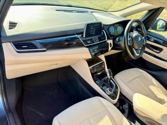 BMW 2 Series 2.0 220d Luxury Auto xDrive Euro 6 (s/s) 5dr