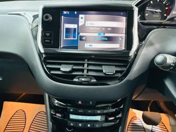 Peugeot 208 1.4 e-HDi Allure EGC Euro 5 (s/s) 5dr