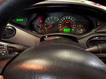 Ford Focus 2.0i 16v Ghia 5dr