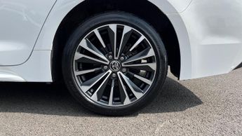 Toyota Corolla 1.8 VVT-h Design Touring Sports CVT Euro 6 (s/s) 5dr