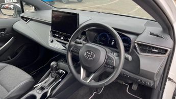 Toyota Corolla 1.8 VVT-h Design Touring Sports CVT Euro 6 (s/s) 5dr