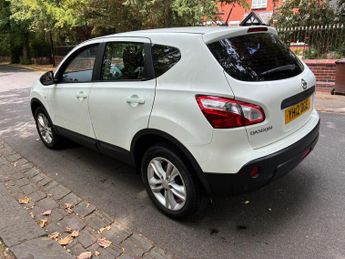 Nissan Qashqai 1.6 Acenta 2WD Euro 5 (s/s) 5dr