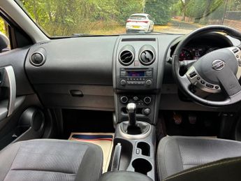 Nissan Qashqai 1.6 Acenta 2WD Euro 5 (s/s) 5dr