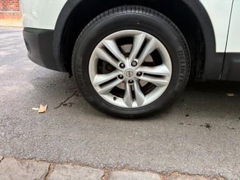 Nissan Qashqai 1.6 Acenta 2WD Euro 5 (s/s) 5dr