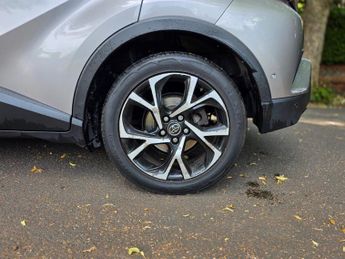 Toyota C-HR 1.8 VVT-h Dynamic CVT Euro 6 (s/s) 5dr