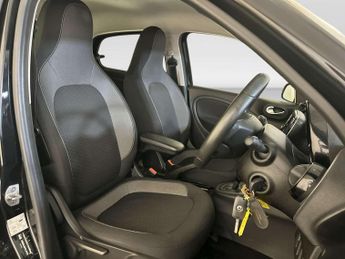Smart forfour 17.6kWh Passion Advanced Hatchback 5dr Electric Auto (22kW Charg