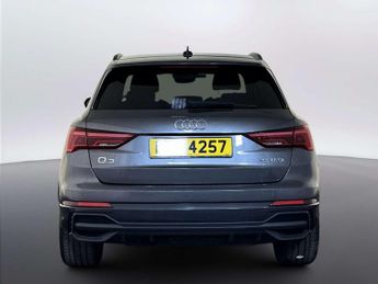 Audi Q3 1.5 TFSI CoD 35 Black Edition SUV 5dr Petrol Manual Euro 6 (s/s)