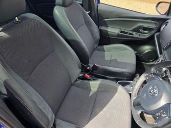 Toyota Yaris 1.5 VVT-h Excel E-CVT Euro 6 (s/s) 5dr