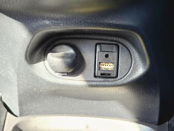 Toyota Yaris 1.5 VVT-h Excel E-CVT Euro 6 (s/s) 5dr