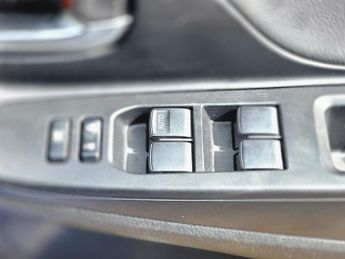 Toyota Yaris 1.5 VVT-h Excel E-CVT Euro 6 (s/s) 5dr