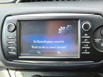 Toyota Yaris 1.5 VVT-h Excel E-CVT Euro 6 (s/s) 5dr