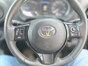 Toyota Yaris 1.5 VVT-h Excel E-CVT Euro 6 (s/s) 5dr