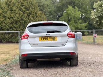 Ford Focus 1.6 Zetec Powershift Euro 6 5dr