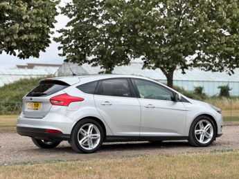 Ford Focus 1.6 Zetec Powershift Euro 6 5dr