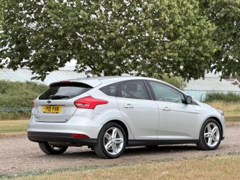 Ford Focus 1.6 Zetec Powershift Euro 6 5dr
