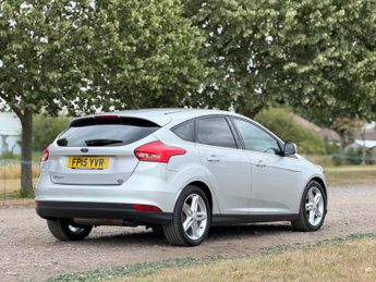 Ford Focus 1.6 Zetec Powershift Euro 6 5dr