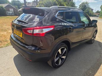 Nissan Qashqai 1.6 dCi n-tec+ XTRON 2WD Euro 6 (s/s) 5dr