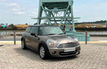MINI Hatch 1.6 Cooper Steptronic Euro 5 3dr