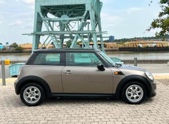 MINI Hatch 1.6 Cooper Steptronic Euro 5 3dr