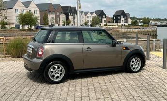 MINI Hatch 1.6 Cooper Steptronic Euro 5 3dr