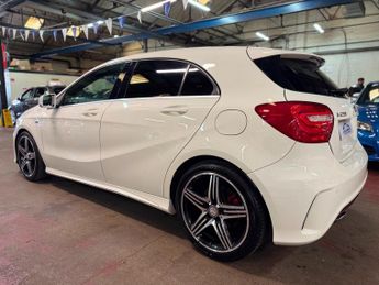 Mercedes-Benz A Class 2.0 A250 AMG Sport Hatchback 5dr Petrol 7G-DCT Euro 6 (s/s) (211