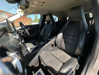 Mercedes-Benz GLA 1.6 GLA180 Urban Edition 7G-DCT Euro 6 (s/s) 5dr