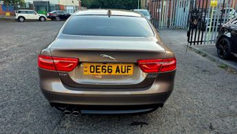 Jaguar XE 2.0d Portfolio Auto AWD Euro 6 (s/s) 4dr
