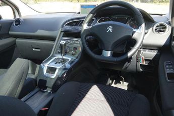 Peugeot 5008 1.6 BlueHDi Allure MPV 5dr Diesel EAT Euro 6 (s/s) (120 ps)