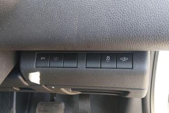 Peugeot 5008 1.6 BlueHDi Allure MPV 5dr Diesel EAT Euro 6 (s/s) (120 ps)