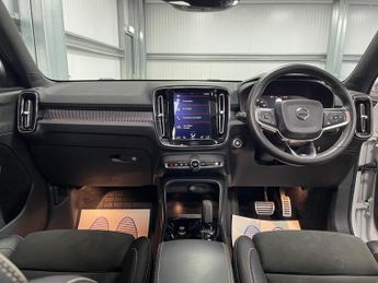 Volvo XC40 1.5 T3 R-Design Pro Auto Euro 6 (s/s) 5dr