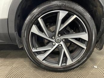 Volvo XC40 1.5 T3 R-Design Pro Auto Euro 6 (s/s) 5dr