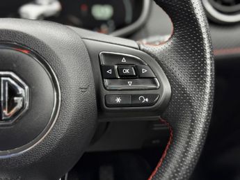 MG MG ZS 1.0 T-GDI Exclusive Auto Euro 6 5dr